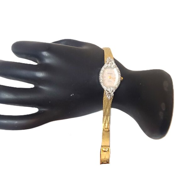 Vintage Gruen GR4748 Gold Ladies Quartz Diamond Wrist Watch Women's Jewelry - Picture 4 of 15